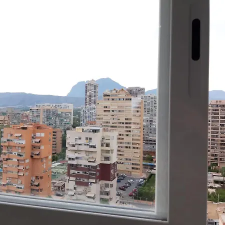 Precioso Apartamento Con Piscina En *